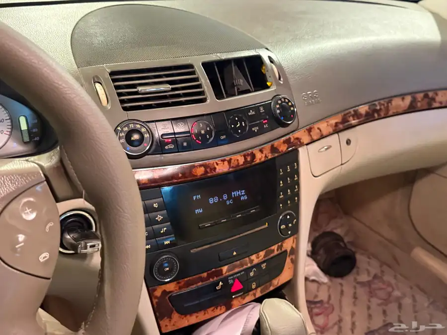 مرسدس E2005 W211 7