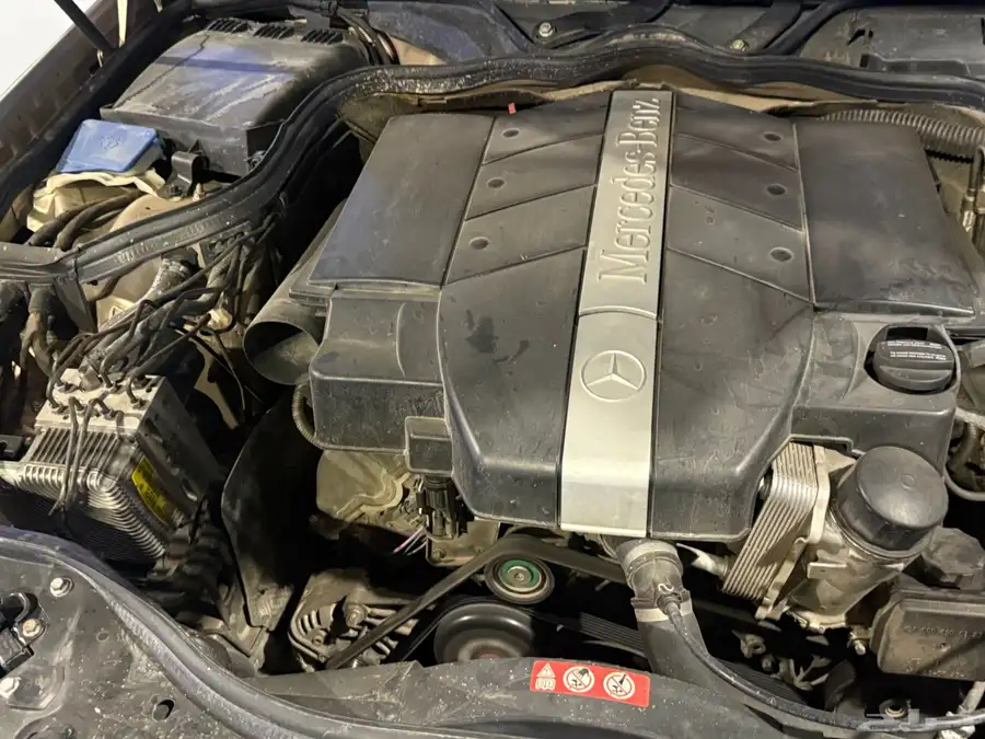 مرسدس E2005 W211 6