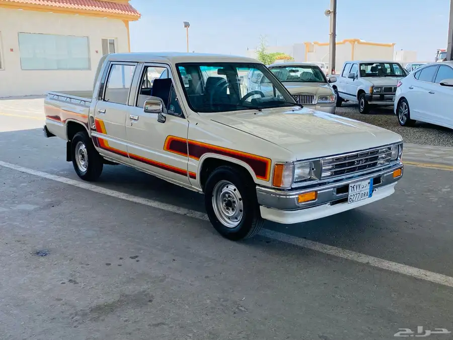 هايلوكس 1986 0
