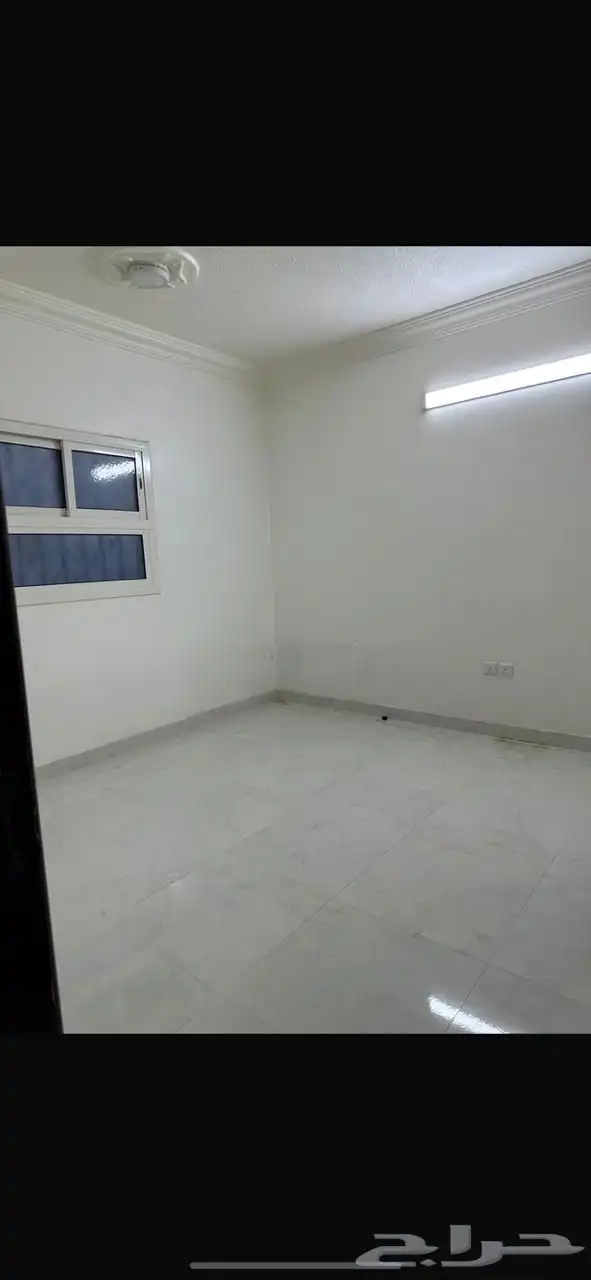 شقة للايجار حى عكاظ 2