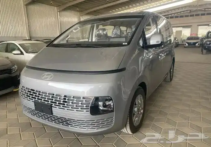 هونداي ستاريا ديزل 11 راكب سعودي 2025 1
