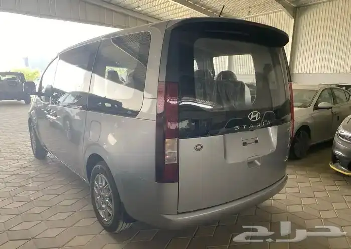 هونداي ستاريا ديزل 11 راكب سعودي 2025 4