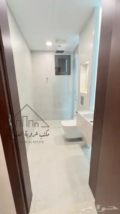 للبيع فيلا نص ارض ثلاث ادوار  تبوك حي  الريان 13