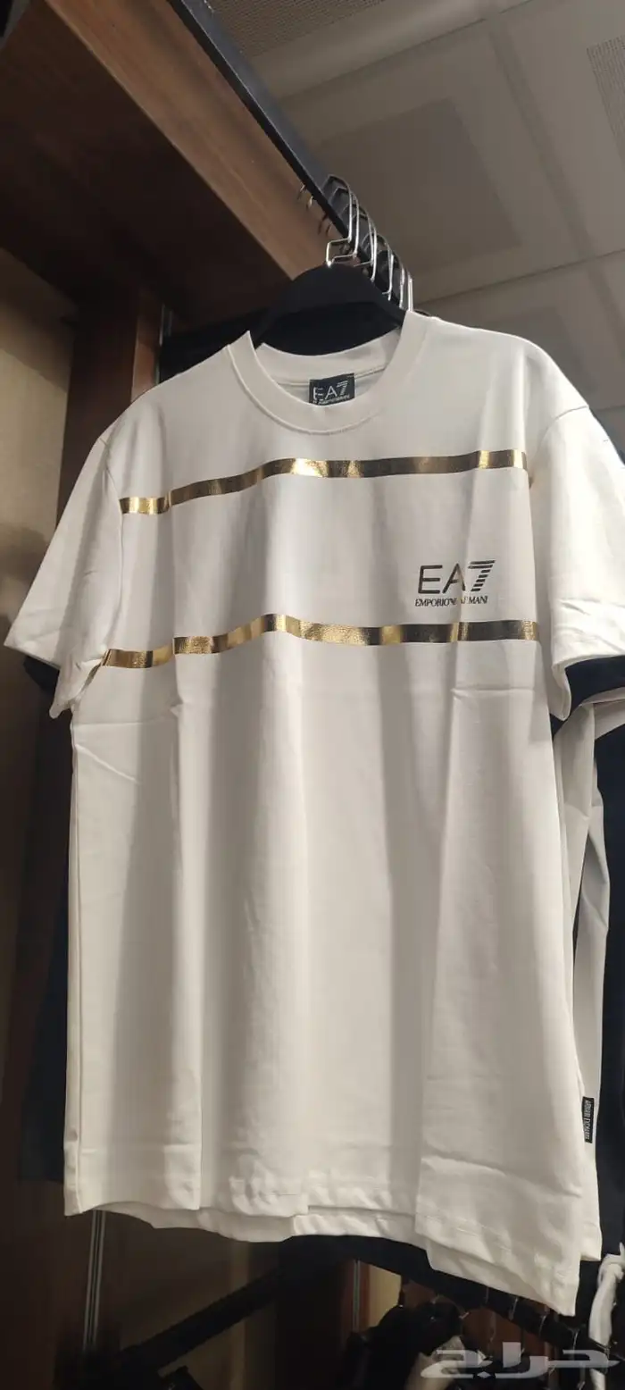 تيشرت ماركة تومي مقاس XXL 1