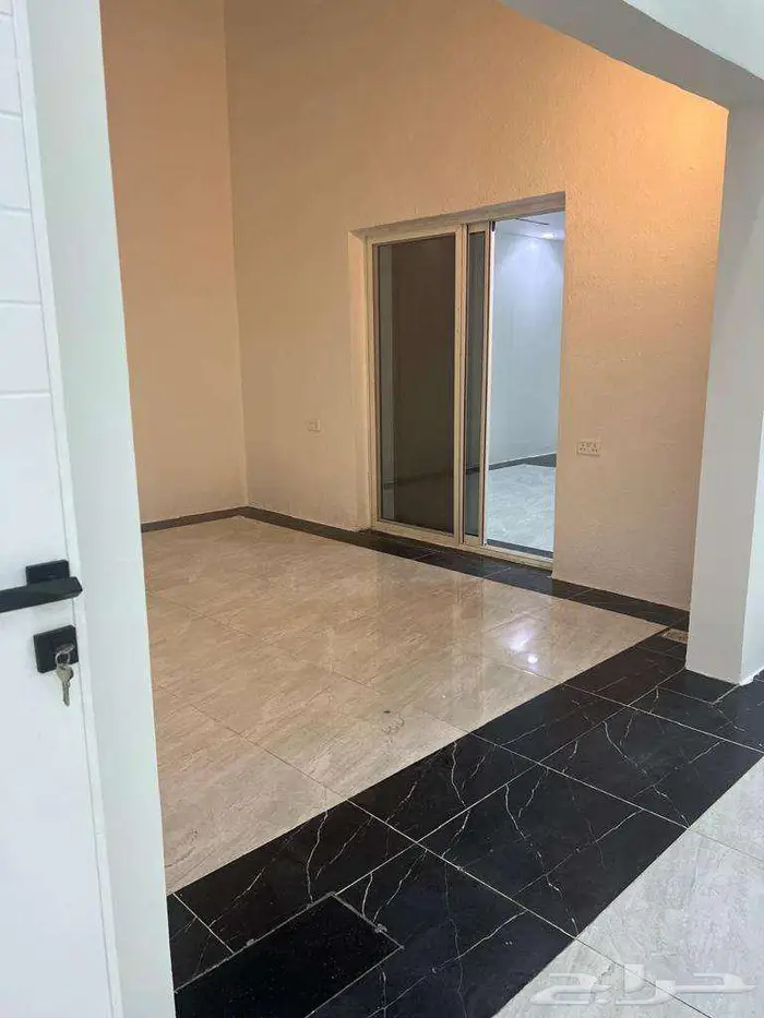 روف للايجار حي التيسير 10