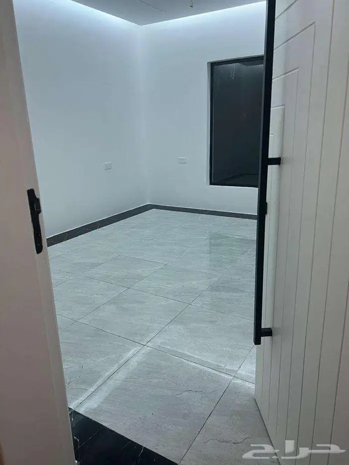 روف للايجار حي التيسير 9