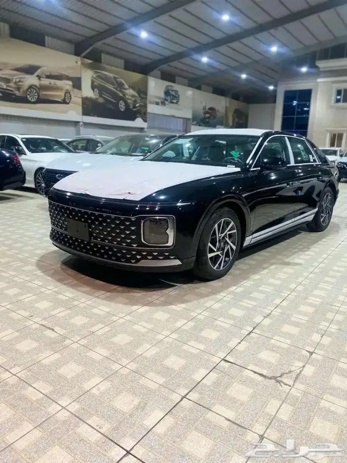 هيونداي ازيرا كلاسيك 2025 3