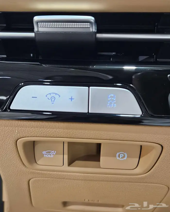 جينسيس G80..2025 بلاتينيوم 31