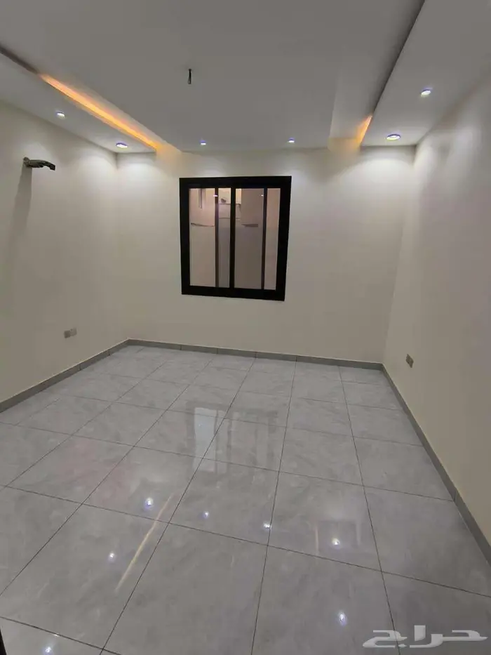 فيلا فاخر بحي الزمرد نظام شقق 4