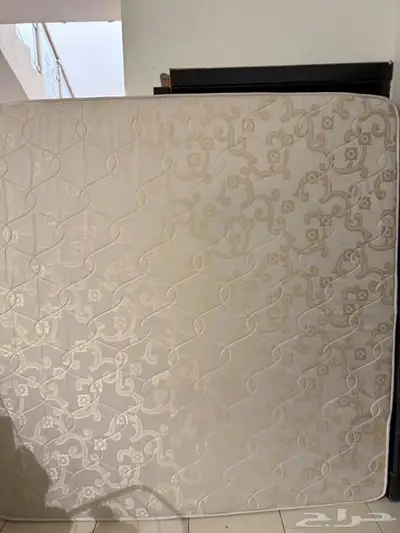 كنب و فرشه للبيع نضيف 3
