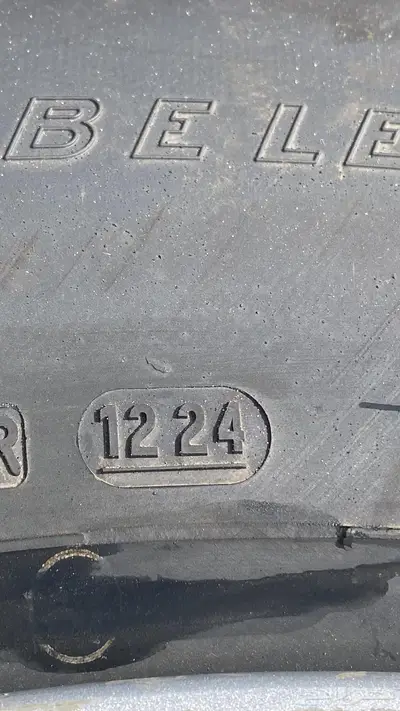 للبيع كفر فايرستون مقاس 315 80  22.5 1