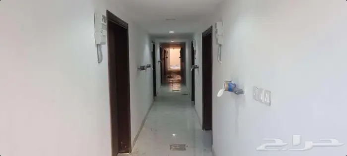 غرف استوديو عزاب شامل الكهرباء والماء في حي السنابل 1 8