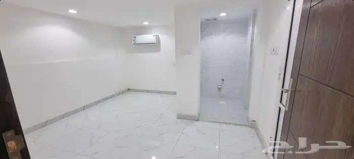 غرف استوديو عزاب شامل الكهرباء والماء في حي السنابل 1 10
