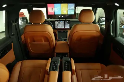 استمتع برحلة فاخرة مع روكس 01 6 مقاعد VIP 2025 24