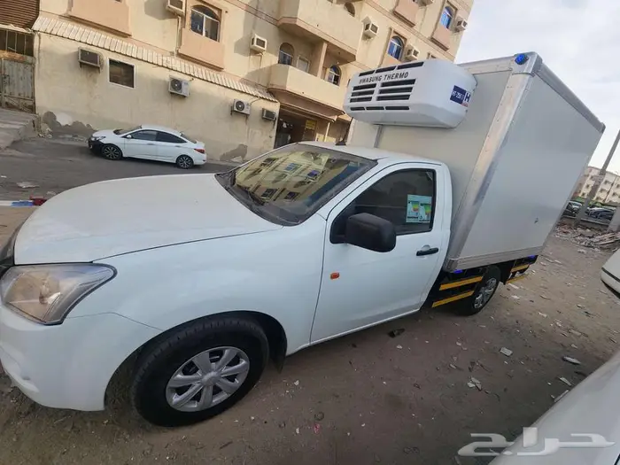 سيارات ايسوزو ثلاجة للايجار 2
