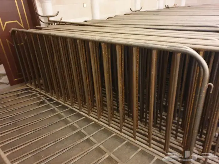 للبيع حواجز حديد 1