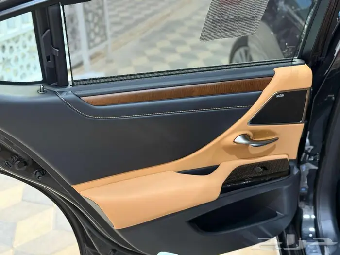 لكزس ES 350   فل كامل 2025   القمة في الفخامة 10