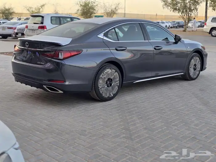 لكزس ES350 F موديل 2025 - الاقل سعرا 8