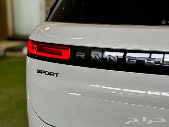 رينج روفر سبورت 6 سلندر 2024 فل كامل ضمان ناغي 5 سنوات 34