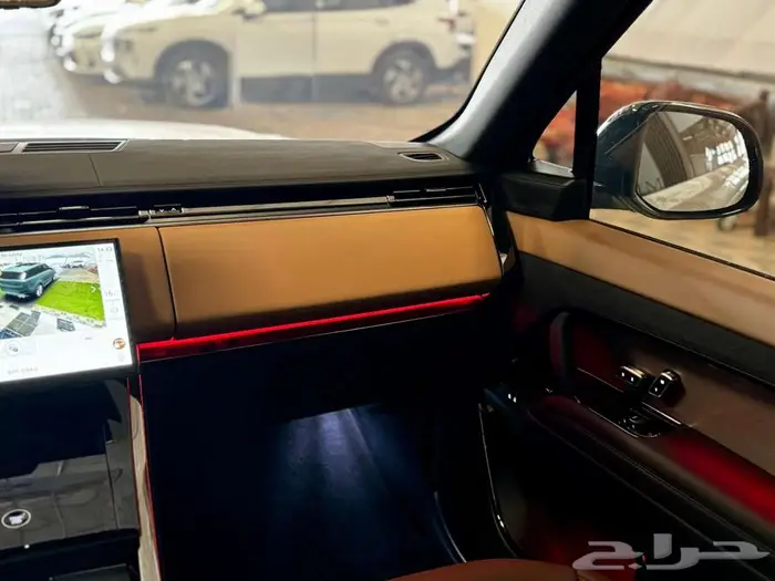 رينج روفر سبورت 6 سلندر 2024 فل كامل ضمان ناغي 5 سنوات 11