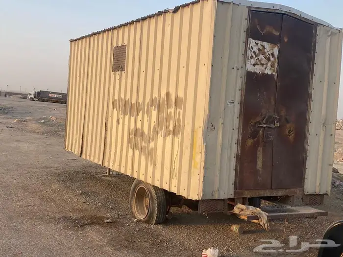 ثلاثه بكار واثنين قعدان وغرفه للبيع 3