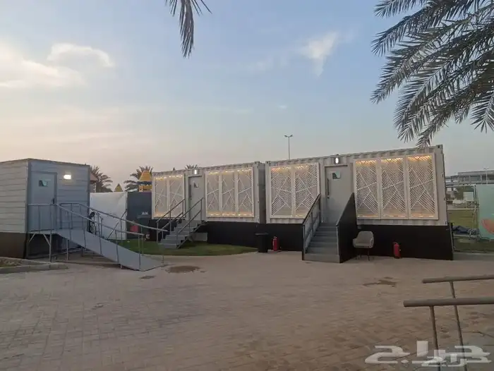 دورات مياه VIP متنقلة 10