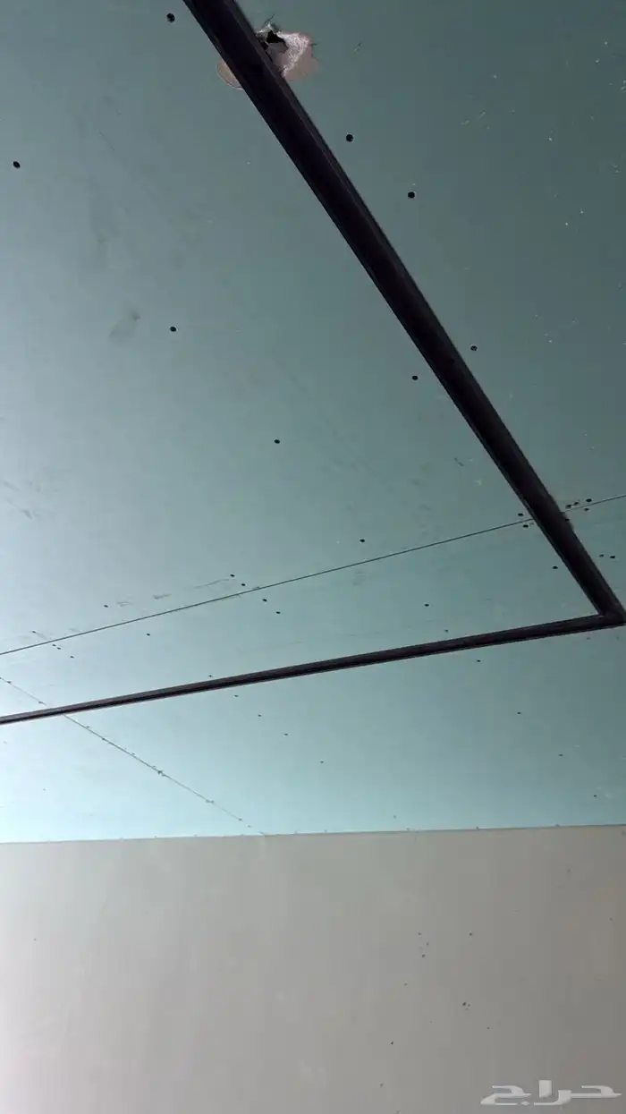 تنفيذ جميع اعمال الحداده والجبس بأحتراف 10