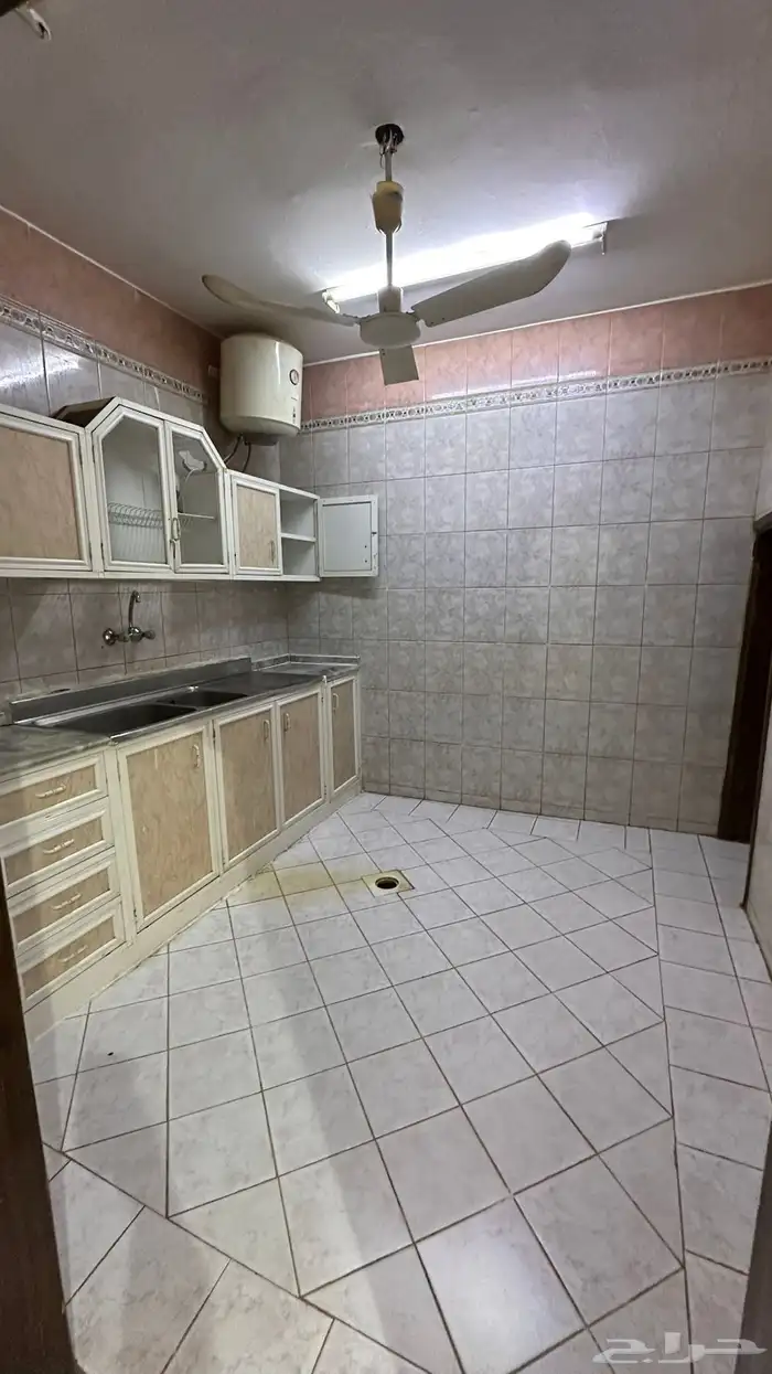 في الخالديه 1