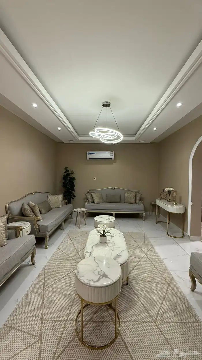 كنب وطاولات 2