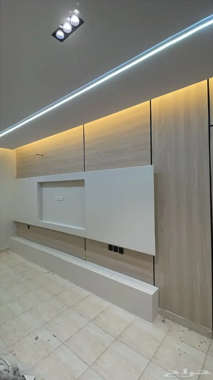 تفصيل غرف نوم وتركيب ديكورات خشبية والتنجيد ودهان الأبواب 6