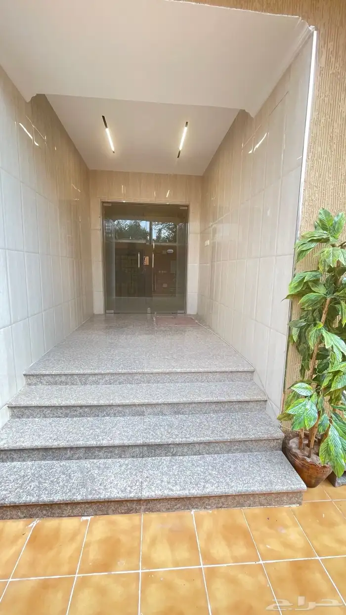 شقق مفروشة أنيقة بجوار جامعة طيبة 10