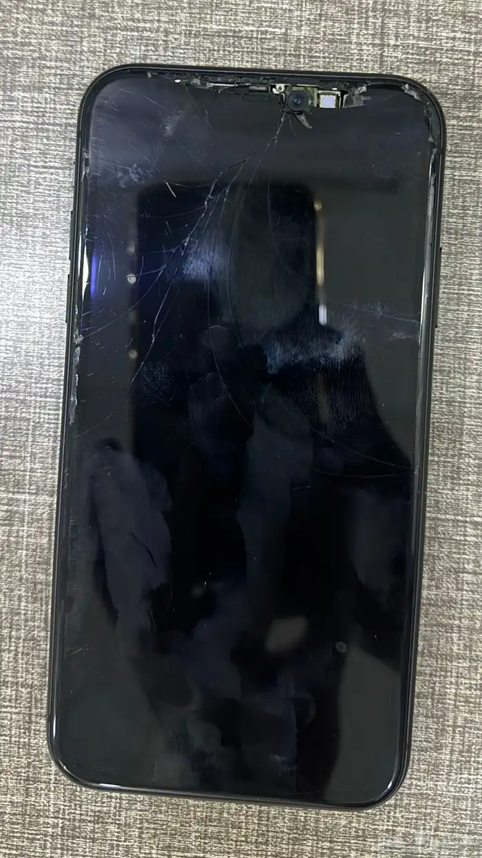 ايفون 11 للبيع 1