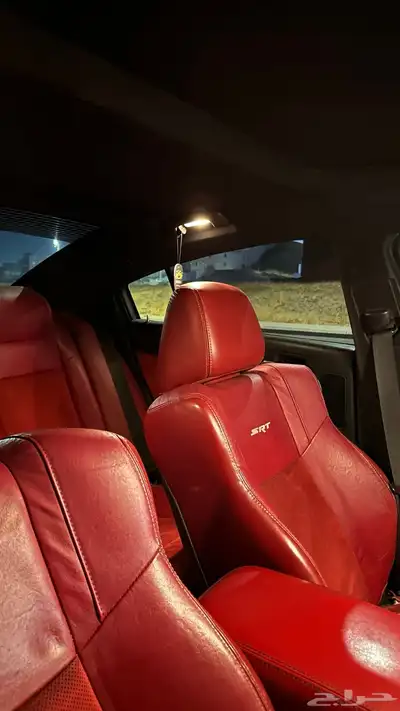 دوج تشارجر SRT تم البيع 2