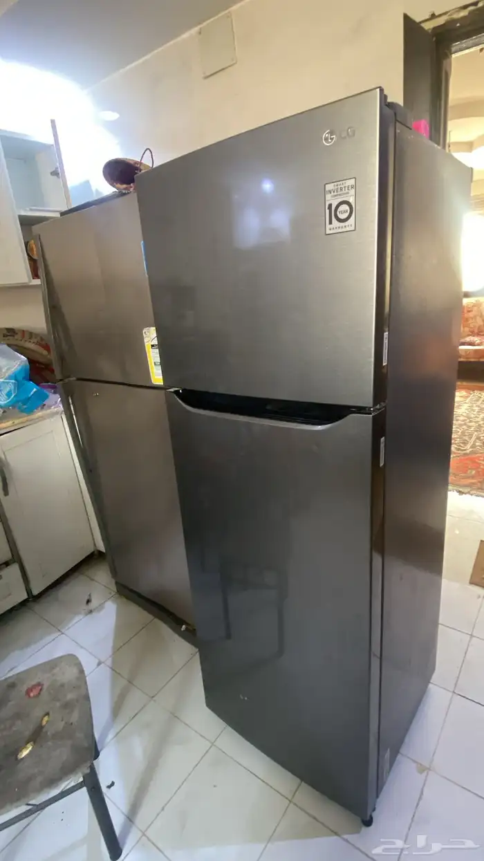 للبيع ثلاجه كبيره وجديده LG ومايكرويف وغساله جاد تعال فقط 2