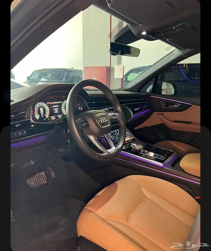 اودي Q7 نظيفه جدا 4
