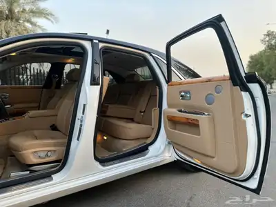رولز رويس قوست 37