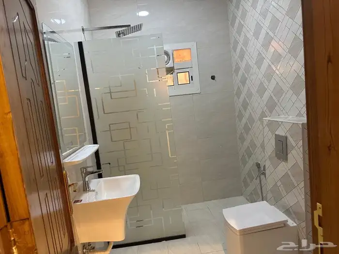 شقه للبيع عباره عن دور 29