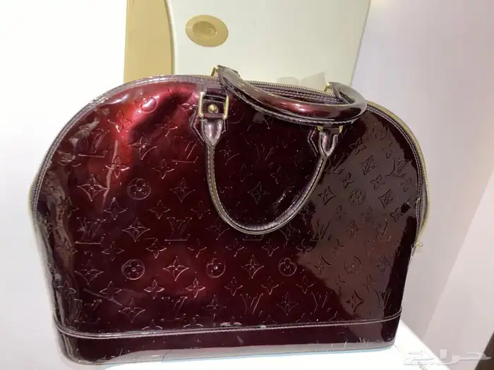 شنطه ألما من لويس فيتون LV 8