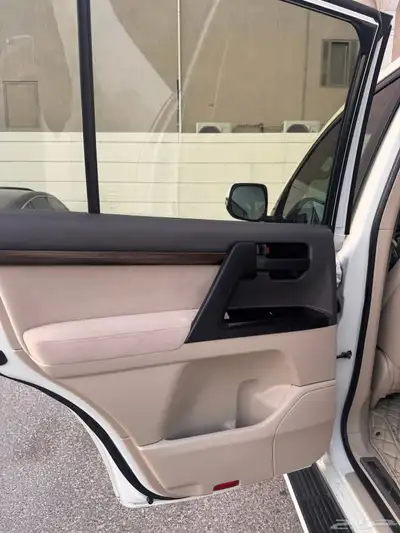 لاندكروزر 2019 GXR جراند تورنق 20