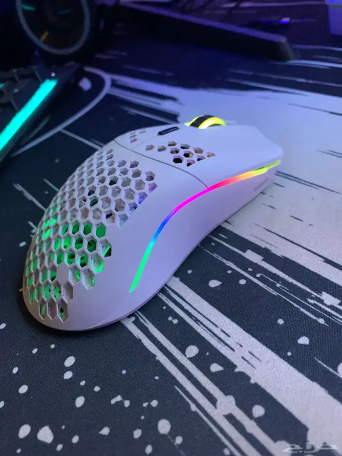pc بيسي وملحقاته للبيع  التجميعه البيضاء 13