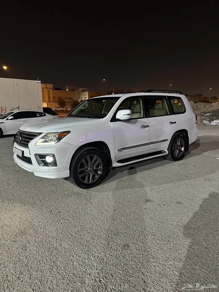 جيب لكزس LX570 14