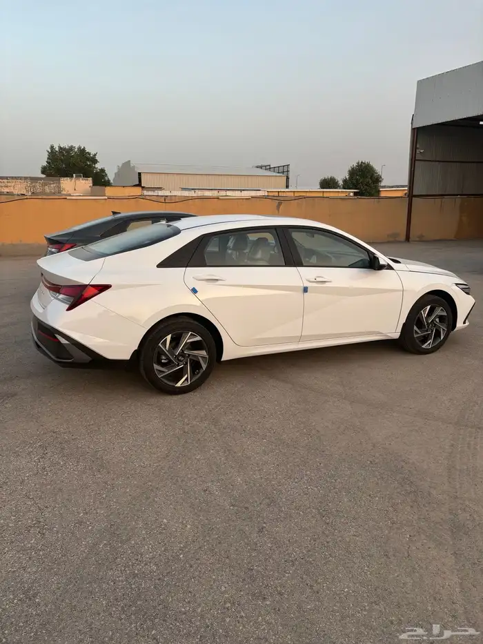 للبيع النترا 2025 كوري فل كامل 1