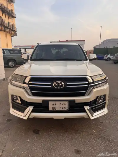 لاندكروزر 2019 GXR جراند تورنق 18