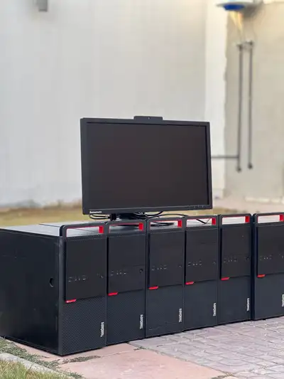 Lenovo ThinkCentre M900 Tower   شاشة 24 3