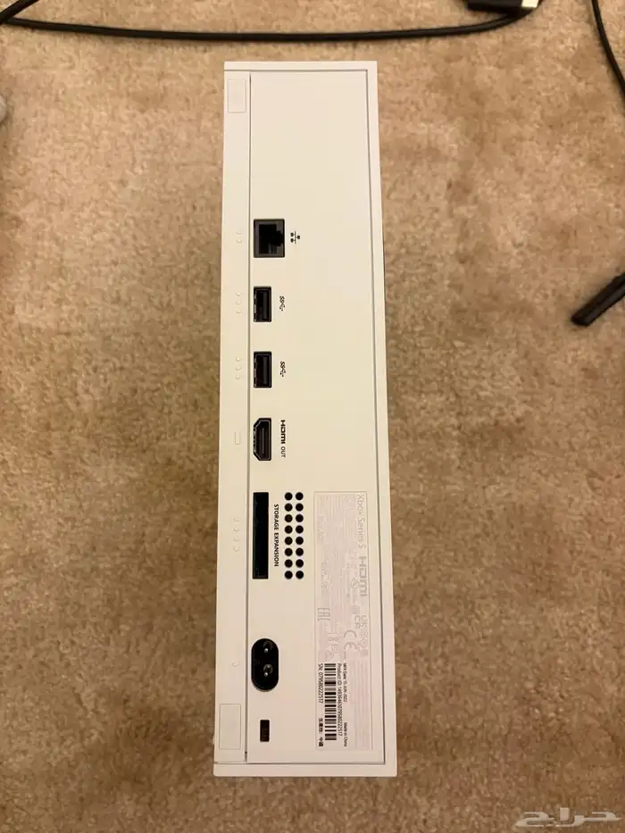 Xbox Series S نظيف جدا  مع الملحقات بدون كرتون   800 ريال 4