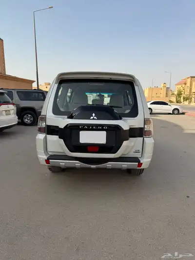 ميتسوبيشي باجيرو 2016 V6 4