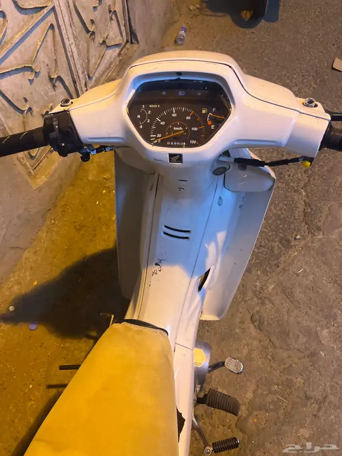 دباب هوندا. 1600 3