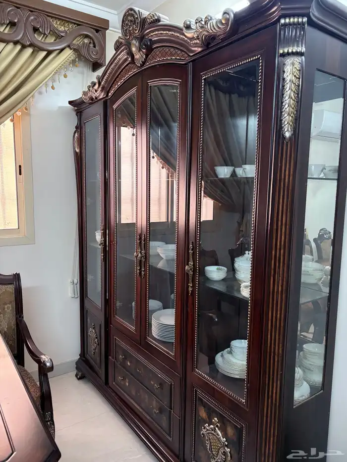 طاولة طعام جديده لم تستخدم اكثر من 3 مرات 3