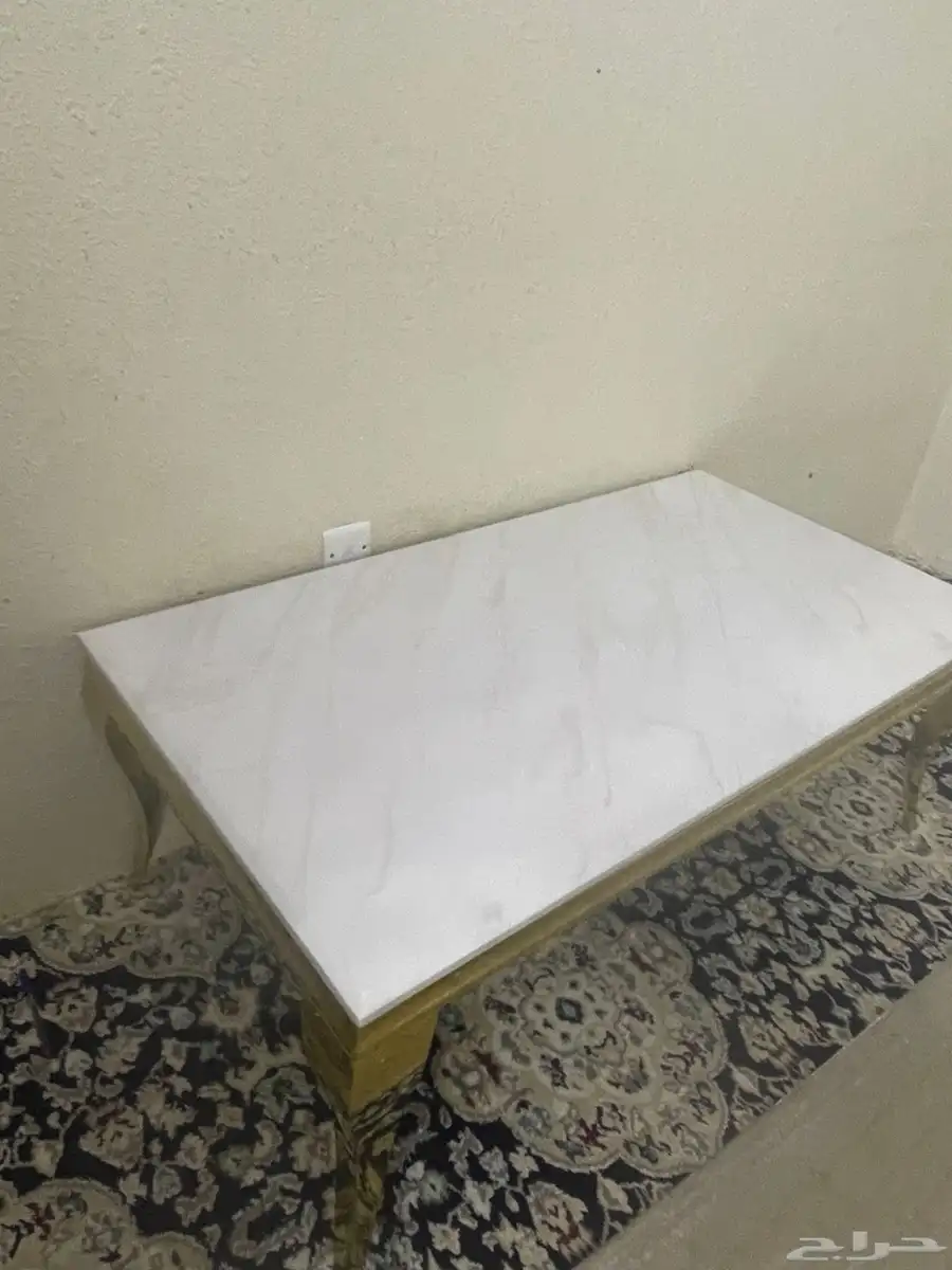 طاولات للبيع 6