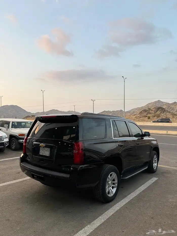 جمس تاهو 2015 اسود ماشي 341 الف بدون دبل محايل 9